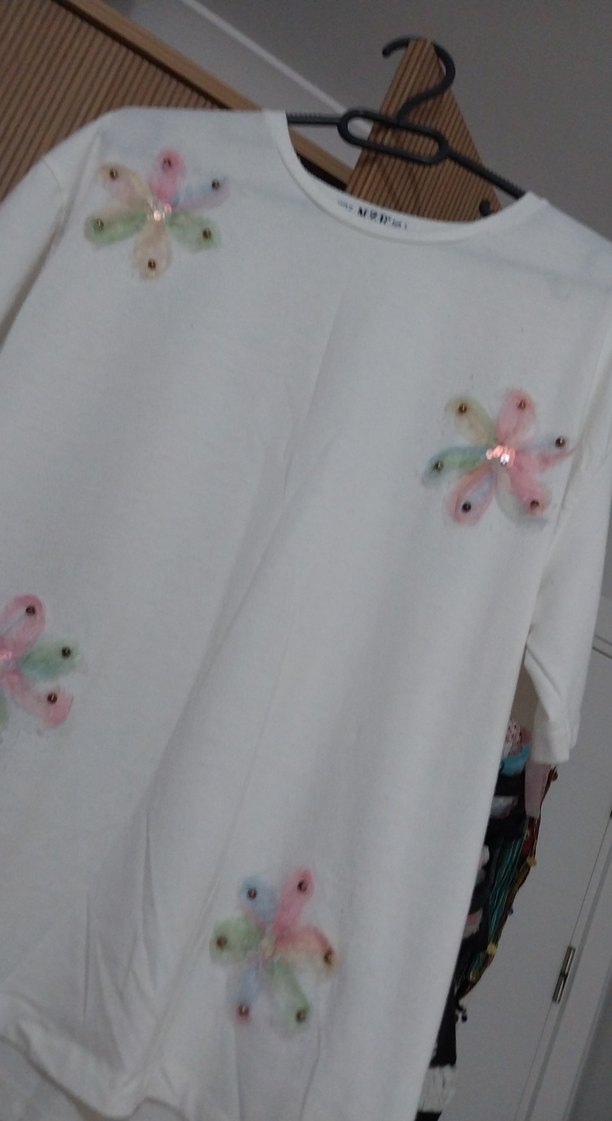 Beyaz Kısa Kollu Bohem Kız Tişörtü - Görsel 3