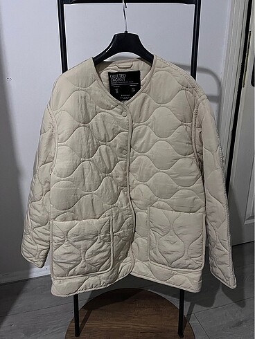 Stradivarius Krem Kapitone Ceket