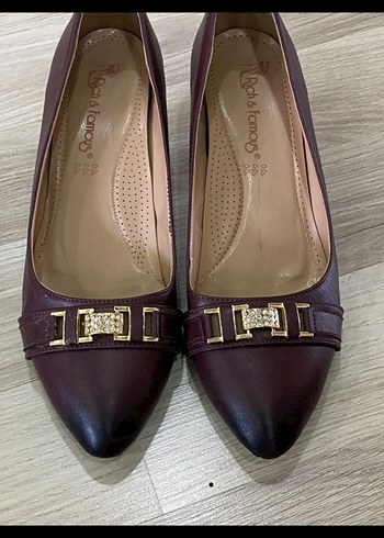 Bordo Deri Tokalı Klasik Topuklu Kadın Ayakkabı