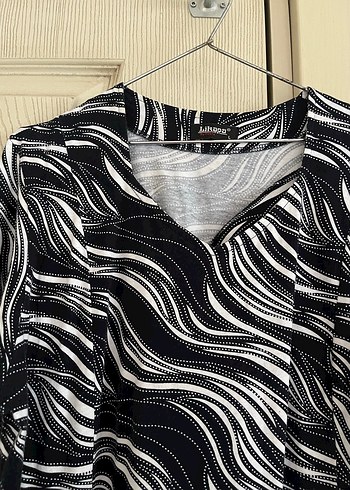 l Beden V Yaka Zebra Desenli Günlük Elbise