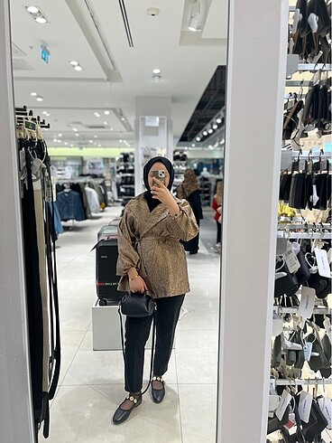 Zara Yeniden farkı yok çok şık