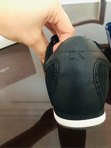 37 Beden siyah Renk Calvin Klein orijinal Spor Ayakkabı yeni