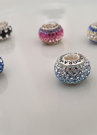 Pandora Mavi Degrade Charm