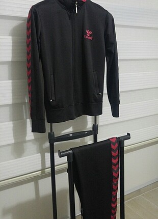Hummel eşofman takımı
