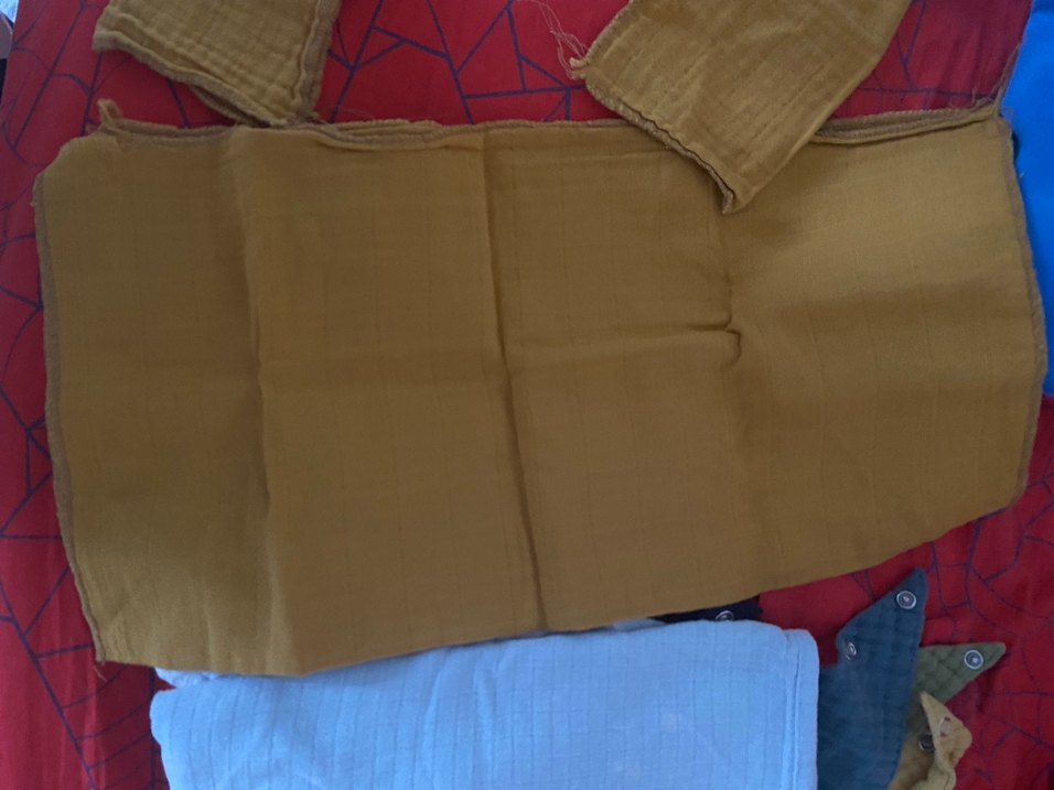 Çok Renkli Bebek Önlükleri - Görsel 2