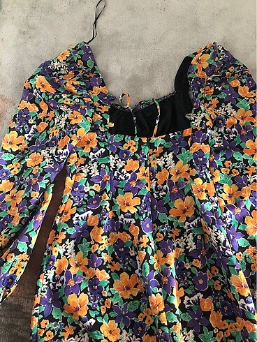 xs Beden Bershka elbise