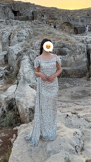 Diğer 1 kez kullanıldı ablamın düğününde giydim