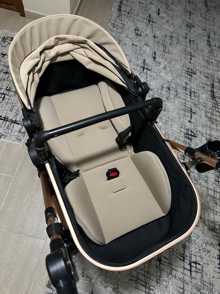 Kahverengi ve Gri Bebek Arabası - Görsel 3