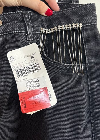 LC Waikiki Gri Zincir Detaylı Rahat Kesim Kadın Jean