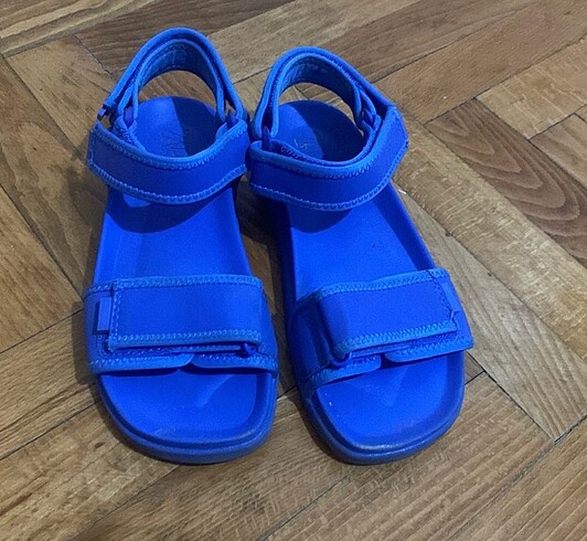 Zara çocuk sandalet