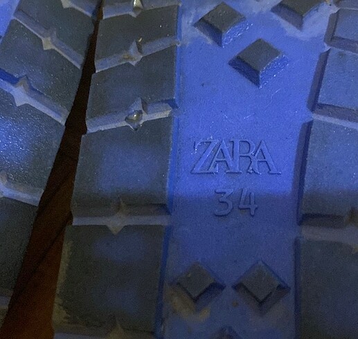 34 Beden mavi Renk Zara çocuk sandalet