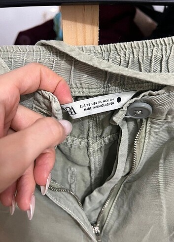 Zara Zara Pantolon 