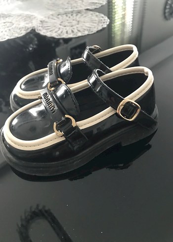 Parlak Siyah Tokalı Erkek Çocuk Özel Ayakkabı - Görsel 2