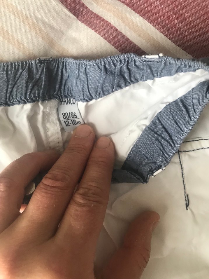 Erkek Beyaz Bol Kesim Kemerli Şort - Görsel 2