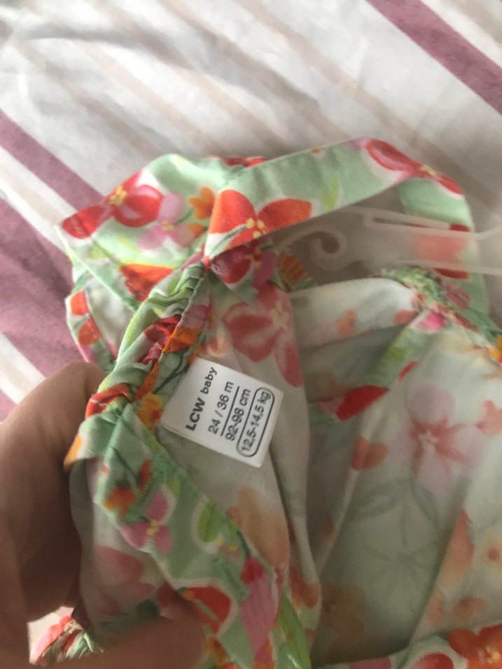 Çiçek Desenli Kız Çocuk Tulum - Görsel 3