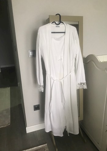 Dantel Detaylı Beyaz Midi Kadın Gecelik - Görsel 6