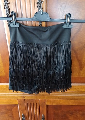 Püsküllü Siyah Şort - Görsel 3