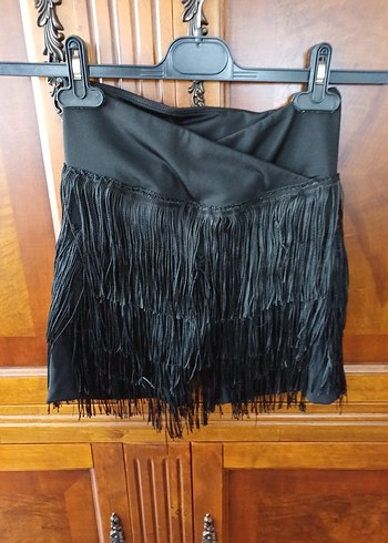 Püsküllü Siyah Şort - Görsel 2