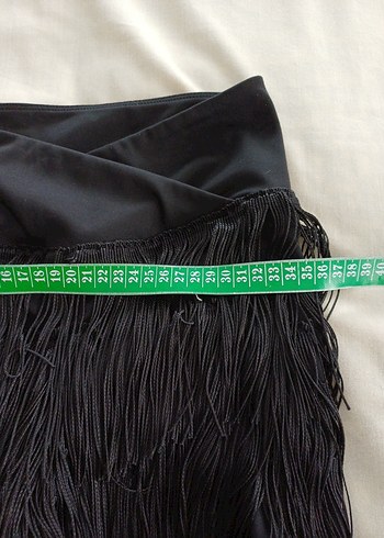 Püsküllü Siyah Şort - Görsel 7