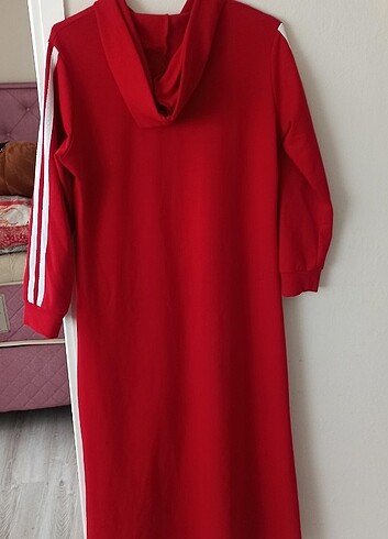42 Beden kırmızı Renk Uzun spor elbise