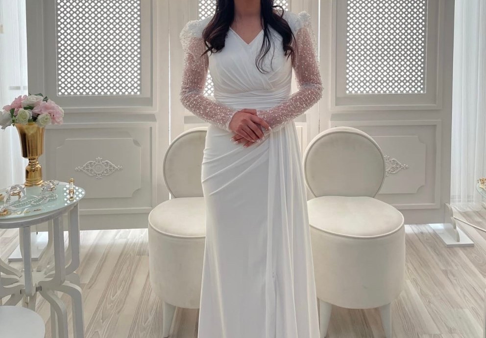 Drapeli Beyaz Uzun Kollu Abiye Elbise - Görsel 5