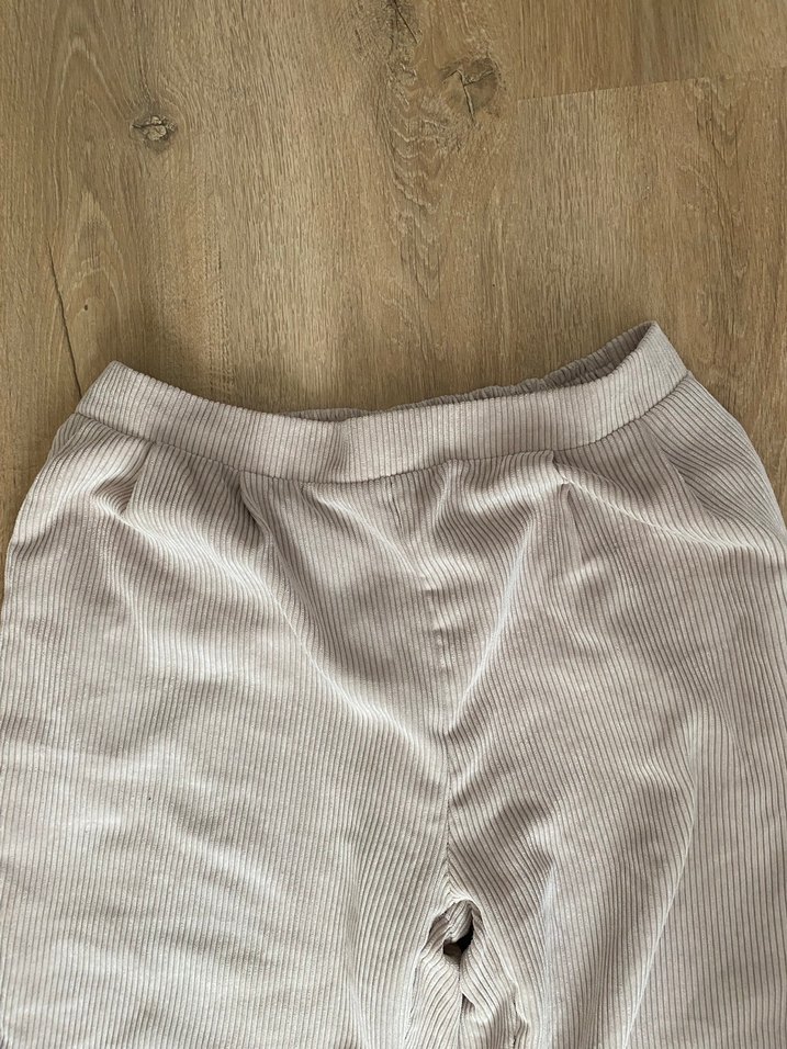 Bej Kadın Kadife Rahat Kesim Pantolon - Görsel 2