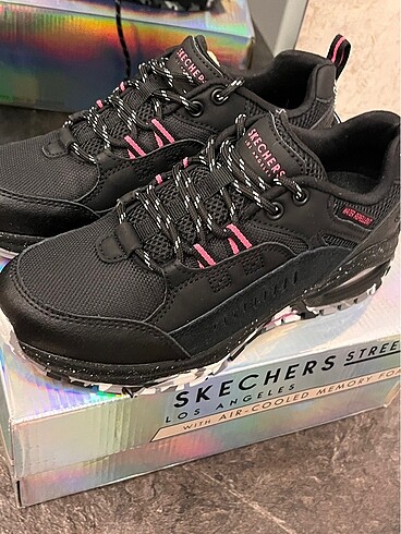 Skechers Street ayakkabı