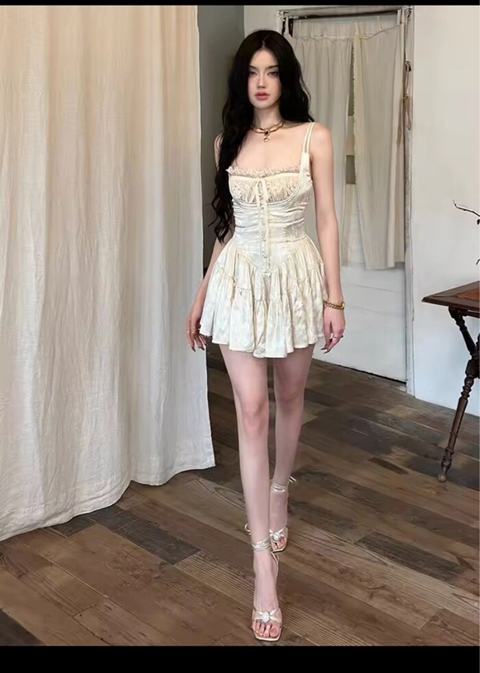 Beyaz vintage korseli elbise - Görsel 2