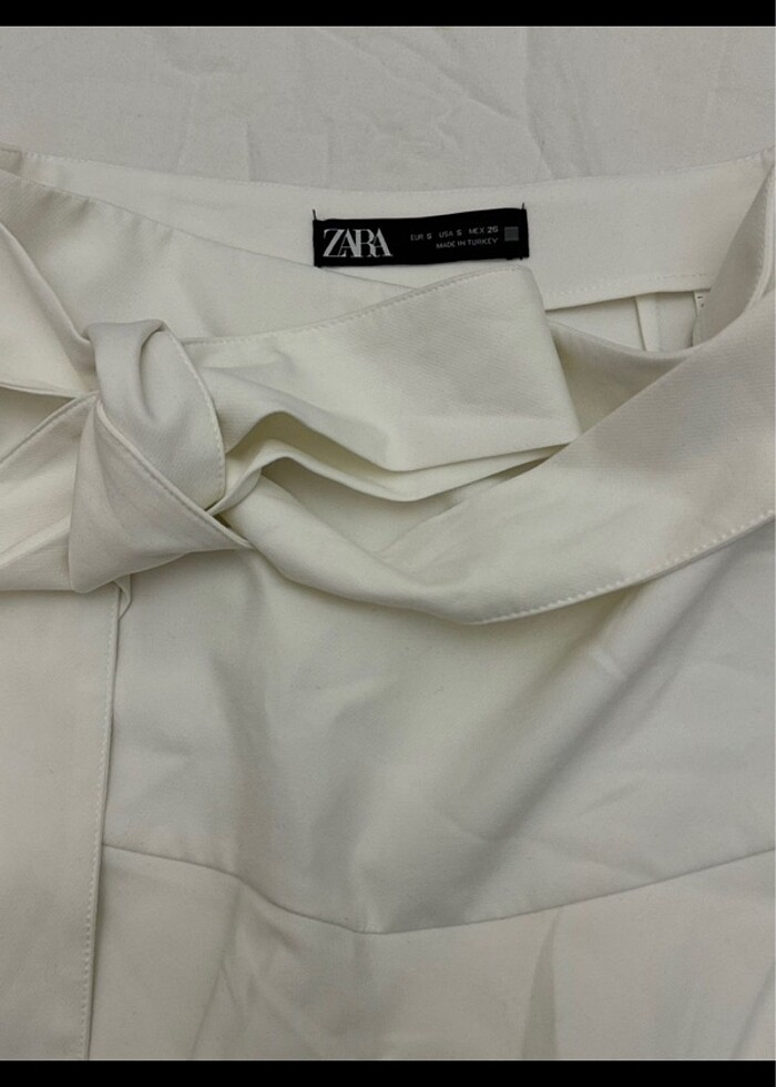 Zara beyaz fiyonklu şort etek - Görsel 3