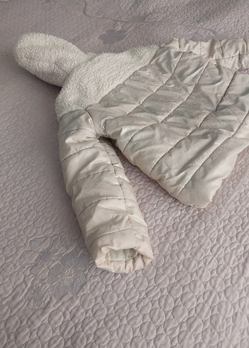 Kız Çocuk Kapüşonlu Beyaz Kürk Detaylı Mont - Görsel 5