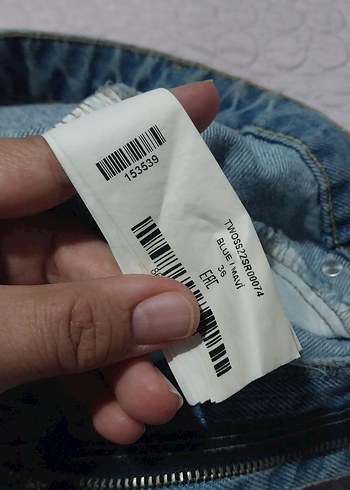 Mavi Düğmeli Kadın Denim Mini Şort - Görsel 7