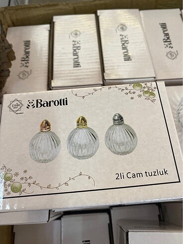 Diğer Şık tuzluk karabiberlik seti 2 li