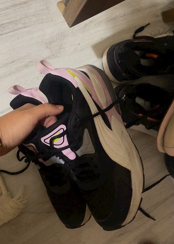 Kadın Pembe Bağcıklı Spor Ayakkabı Puma Faturalı Orjinal