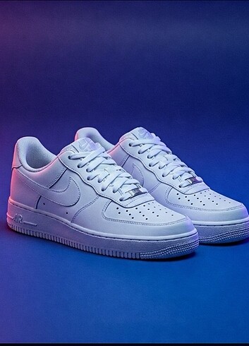 Nike Air Force 1