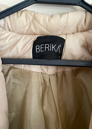m Beden Bej Düğmeli Kadın Astarlı Mont