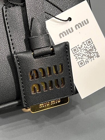  Beden çeşitli Renk MIU MIU Matelasse Big
