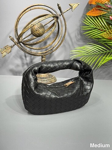 Bottega Veneta Jodie Bag Medium