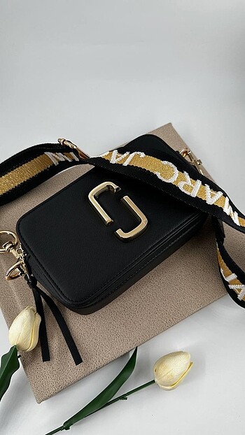Beden MARC JACOBS - SNAPSHOT