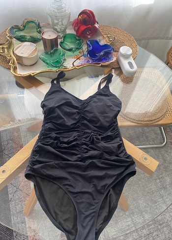 Triumph Siyah Drapeli Kadın Mayo - Görsel 2