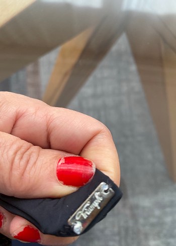 Triumph Siyah Drapeli Kadın Mayo - Görsel 4