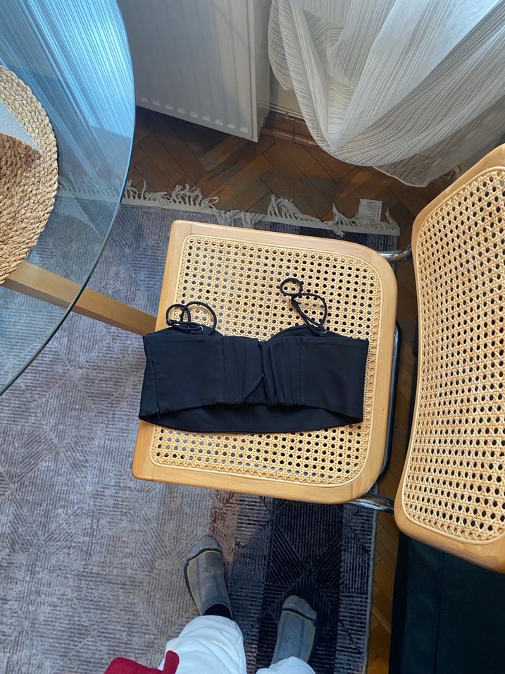 Zara Büstiyer - Görsel 3