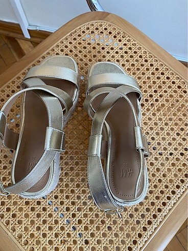 H&M lameli ayakkabı - Görsel 5