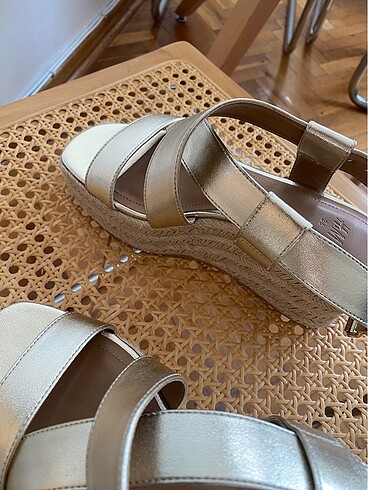 H&M lameli ayakkabı - Görsel 8