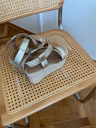 H&M lameli ayakkabı - Görsel 6