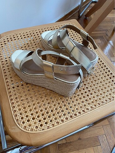 H&M lameli ayakkabı - Görsel 7