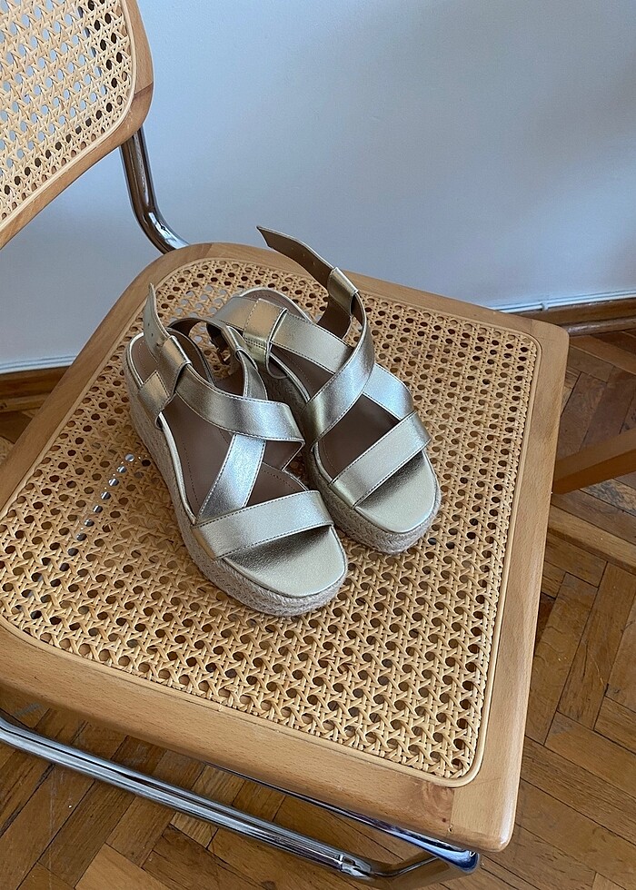 H&M lameli ayakkabı - Görsel 2