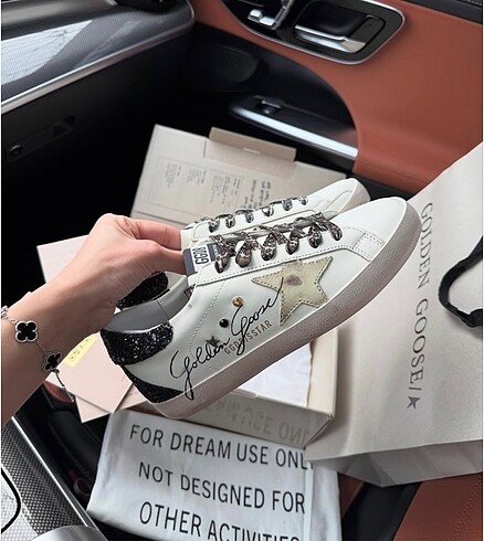 Golden Goose Deluxe Golden Goose