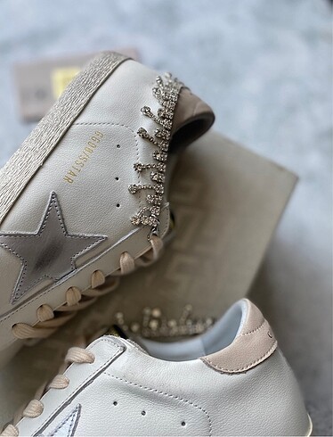 37 Beden Swarovski Taşlı Golden Goose