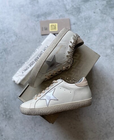 Swarovski Taşlı Golden Goose