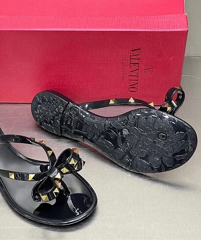 39 Beden Valentino Terlik